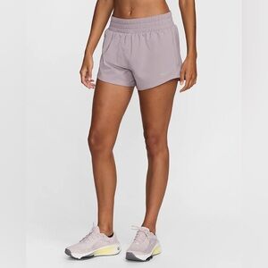 NWT Nike Women's One Dri-FIT Mid-Rise Shorts 3in